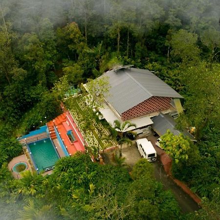 Arabian Holiday Resort With Swimming Pool In Idukki Calvary Mount Exterior foto